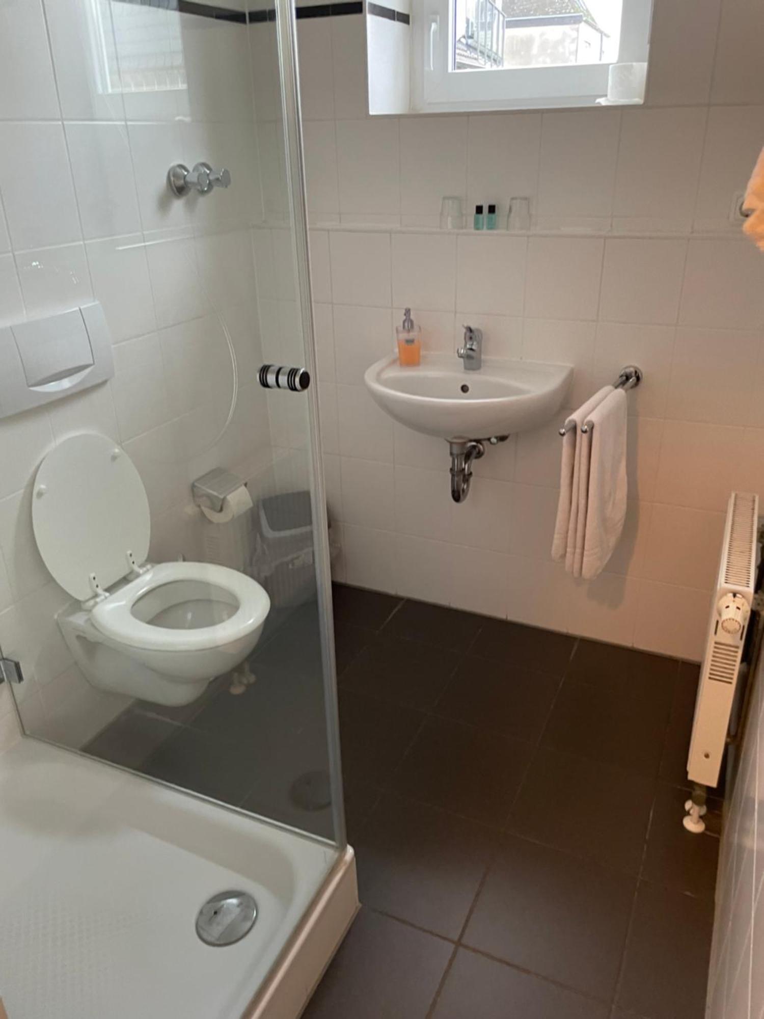 Hotel Merkenich Köln Eksteriør bilde
